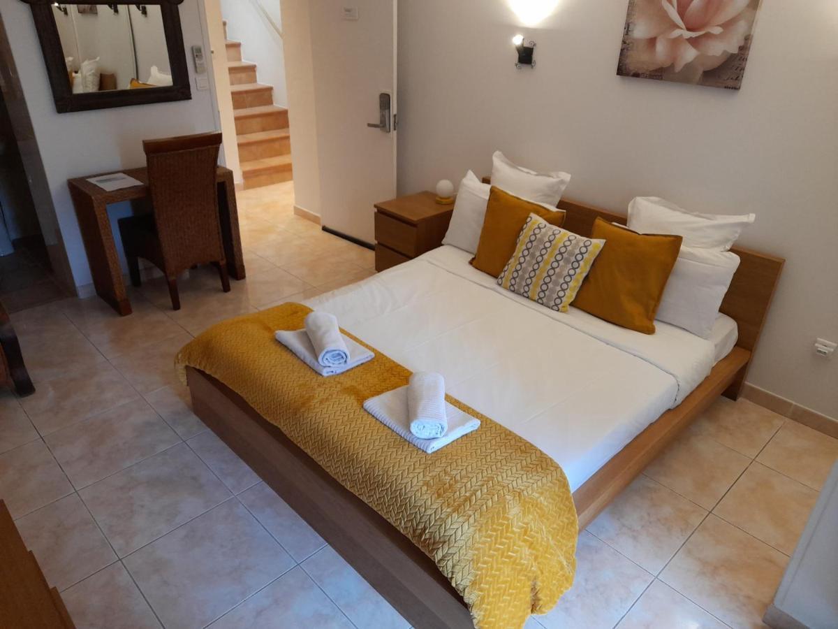 Hotel Villa Maya Gassin Kültér fotó