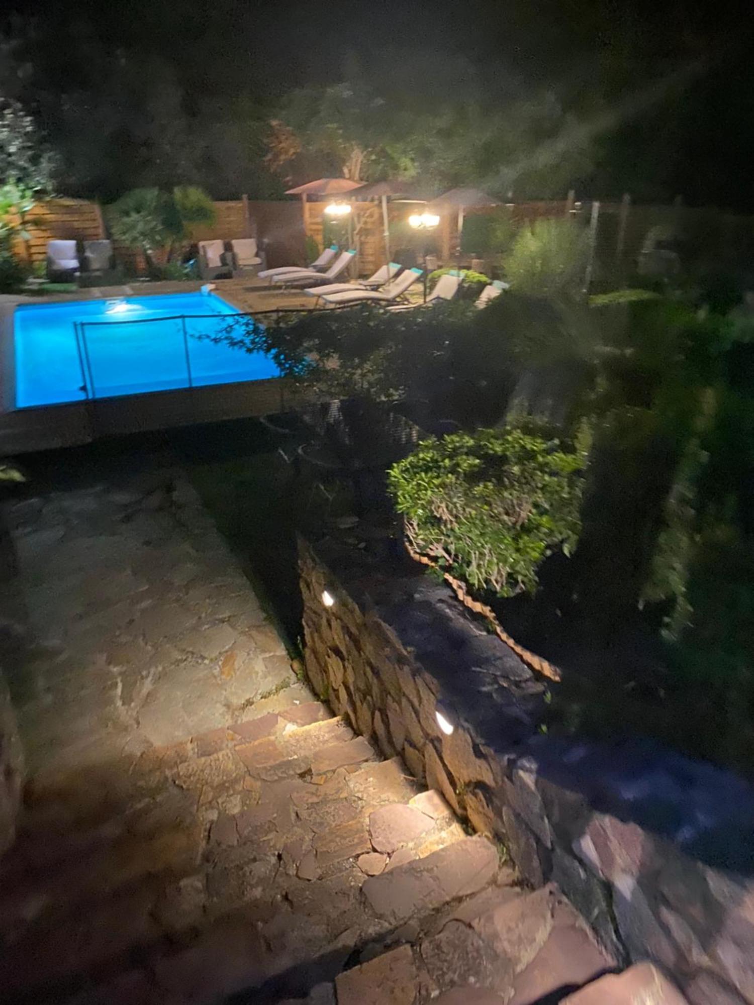 Hotel Villa Maya Gassin Kültér fotó
