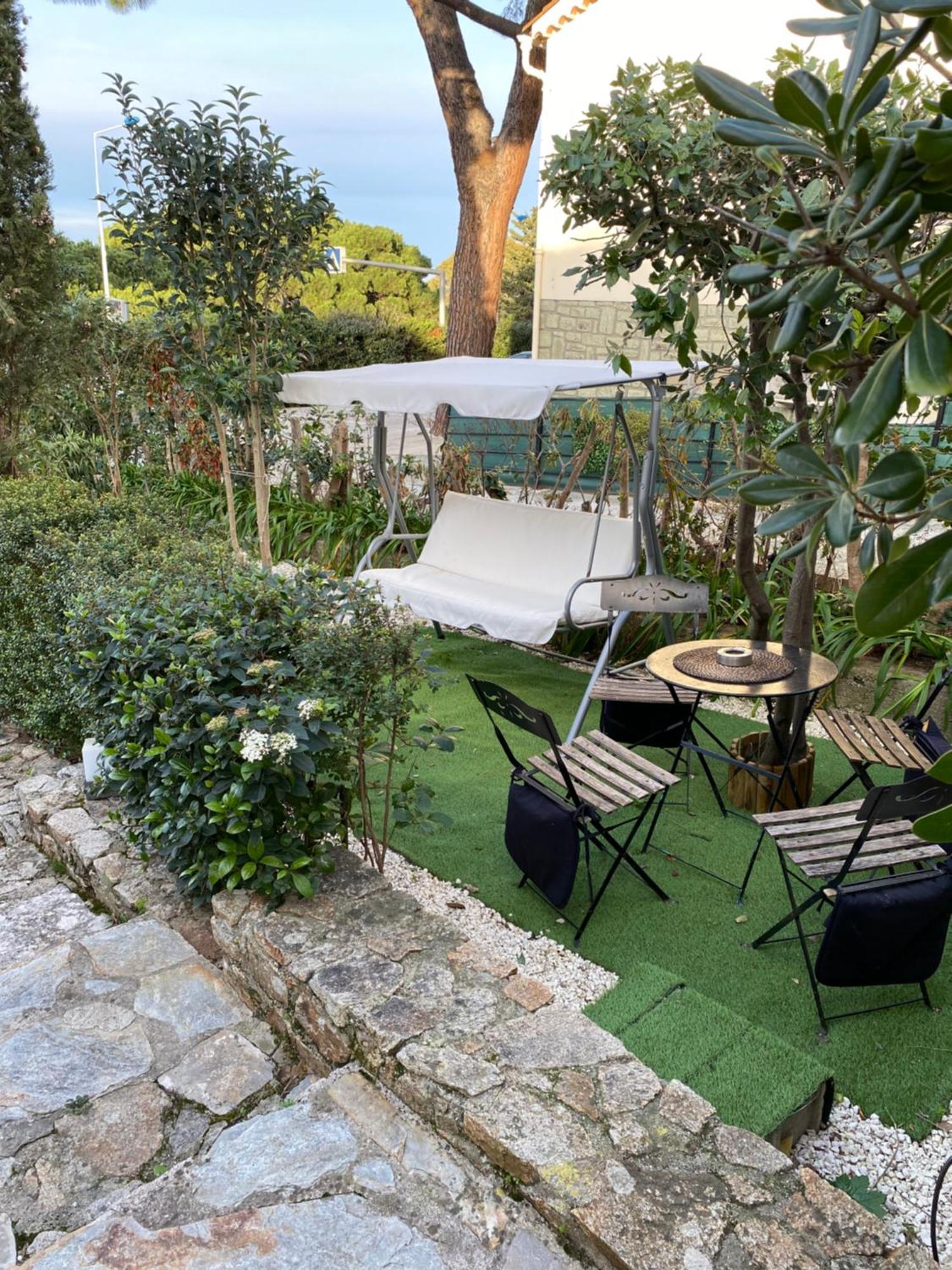 Hotel Villa Maya Gassin Kültér fotó